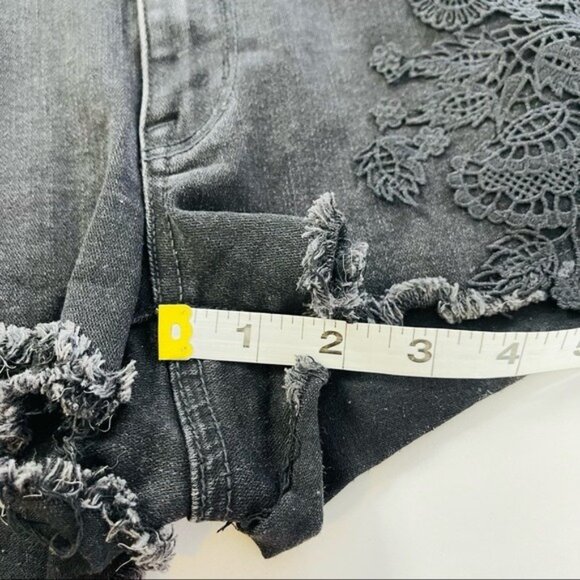 AE American Eagle Hi Rise Shortie Shorts Womens 8 Black‎ Lace Cut Off Denim - Picture 8 of 10